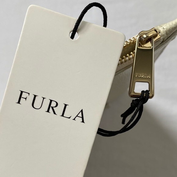 Furla Babylon Envelope Clutch - Picture 9 of 11